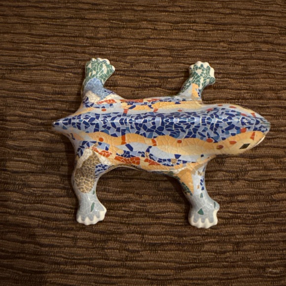 Hand painted 4:5” Gaudi Ceramic Lizard from Park Guell Barcelona Spain - Picture 1 of 12